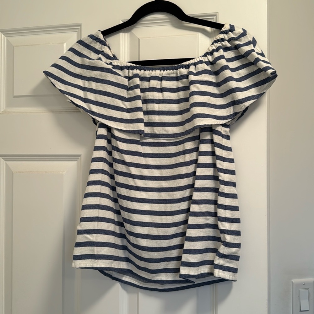 Southern Tides off the shoulder ruffle top. Size small